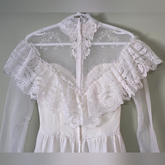 VTG👰‍Alfred Angelo Wedding Dress Bishop Sleeve Lace Tiered Prarie Victorian XS - Picture 12 of 16